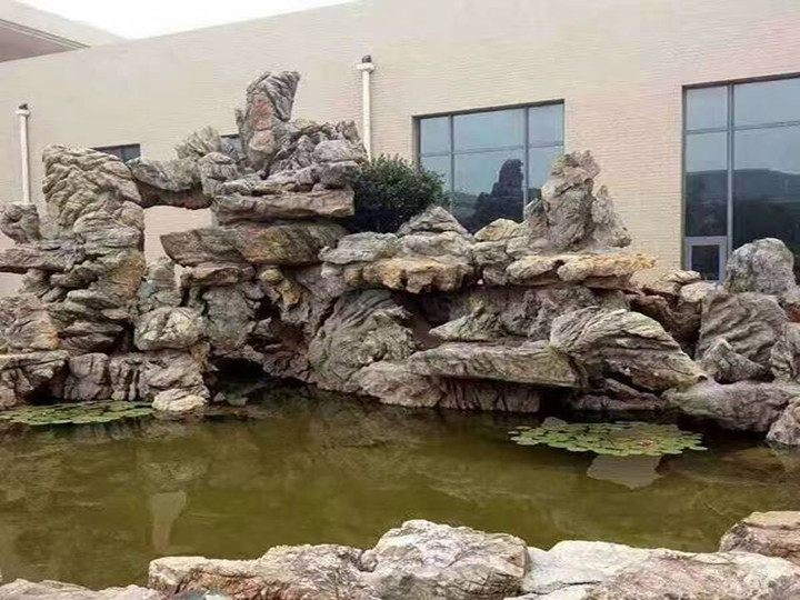假山魚(yú)池工程案例一